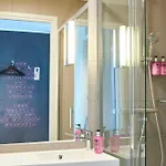Moxy Hotel 4*