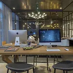 Hotel Moxy