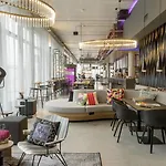 Hotel Moxy 4*