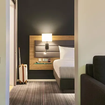 酒店 墨客希路德维希港酒店 4*