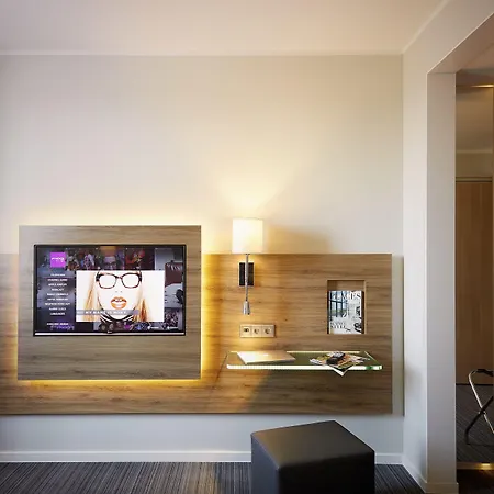 墨客希路德维希港酒店 酒店