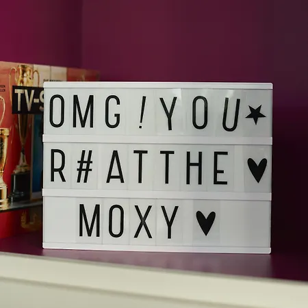ホテル Moxy 4*