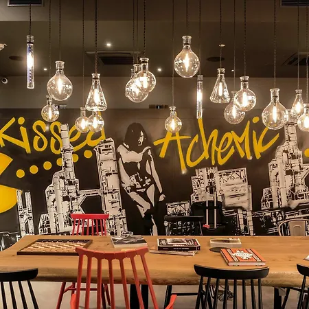 Moxy Hotel