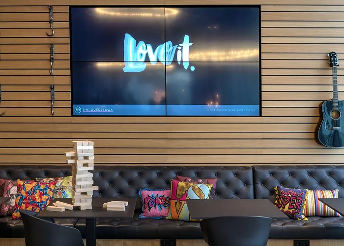 Moxy Otel Ludwigshafen am Rhein